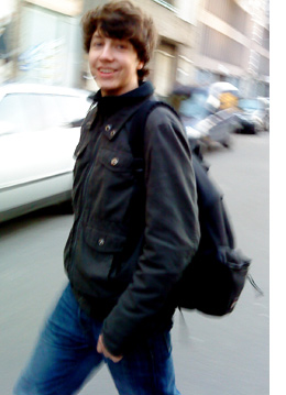 Auf dem Weg zur Schule, 2009
